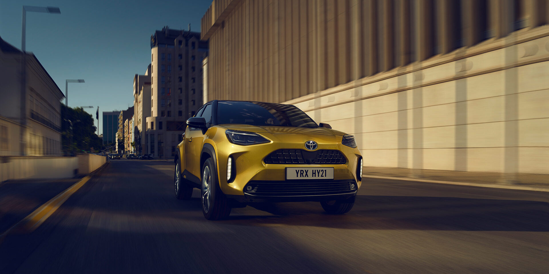 toyota-yaris-cross-2021-gallery-03-full_tcm-3033-2328332